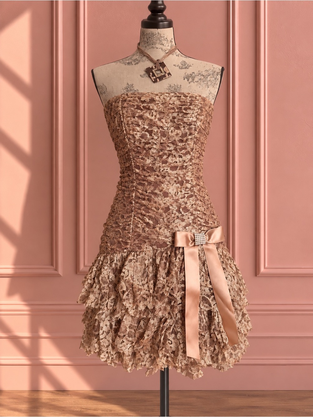 Vintage Gold Lace Strapless Dress with Ruffle Skirt & Ribbon Detail Size 12